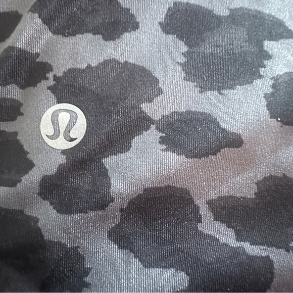 Lululemon Meshed Up One Shoulder Tank Only Leopard Animal Print - Picture 5 of 6